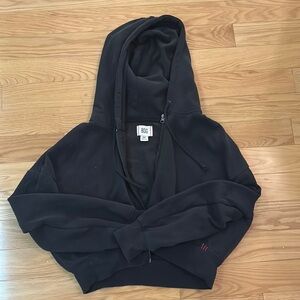 black cropped zip up hoodie